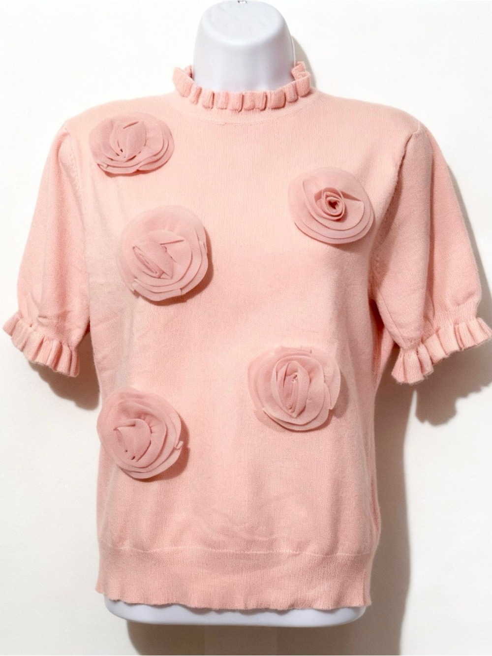 Ontwelfth Pink Floral Appliqué Short Ruffled Sleeve Top